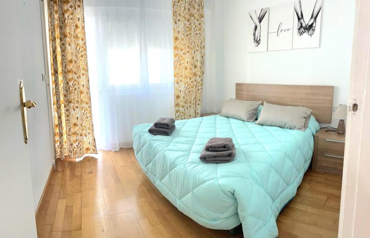 Apartment Cozy 3br: Ac & Park, 4min Walk, Golf 15 Min